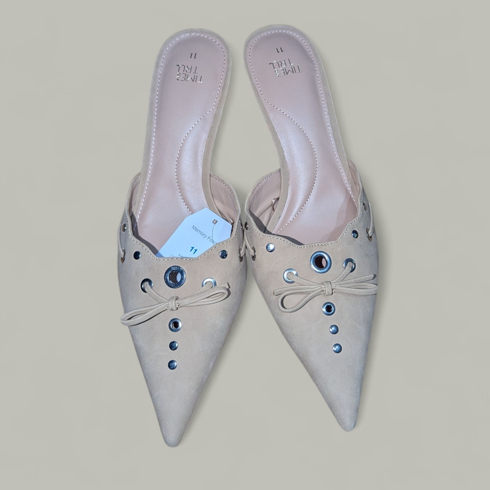 Time and Tru White Mules with Silver Accents - Picture 2 of 6